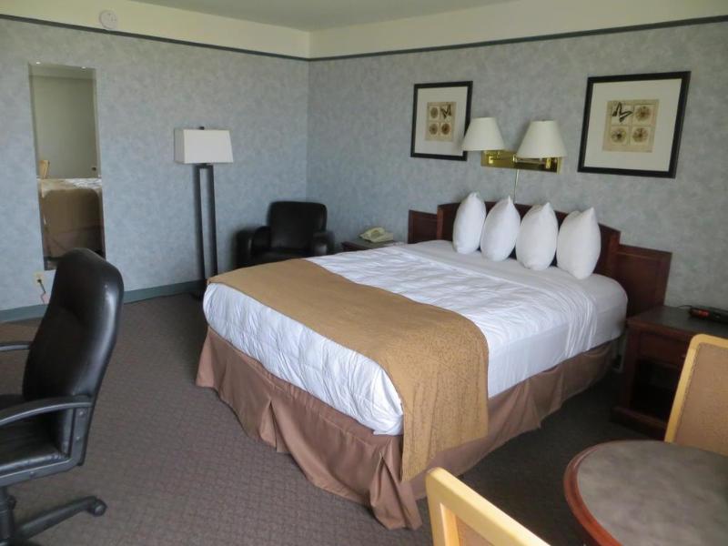 Paradise Inn & Conference Centre 그랜드 프레리 외부 사진